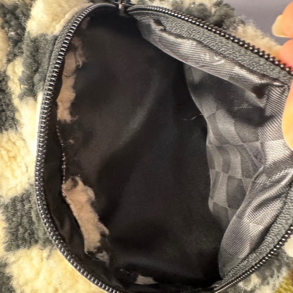 VANS MINI BACKPACK CHECKERED BLACK AND WHITE - Picture 3 of 7